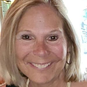 Meet your Posher, Lynn